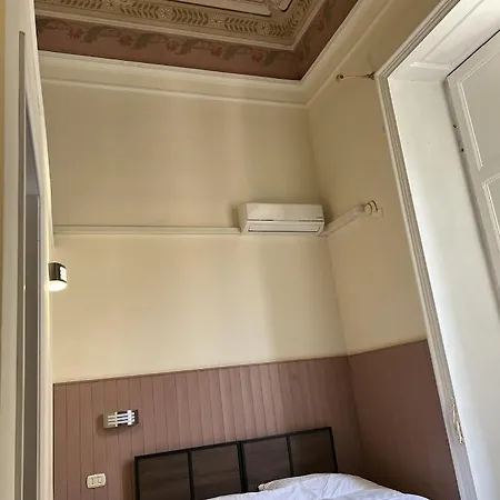 Bed & Breakfast Il Giardino E Gli Affreschi Catania