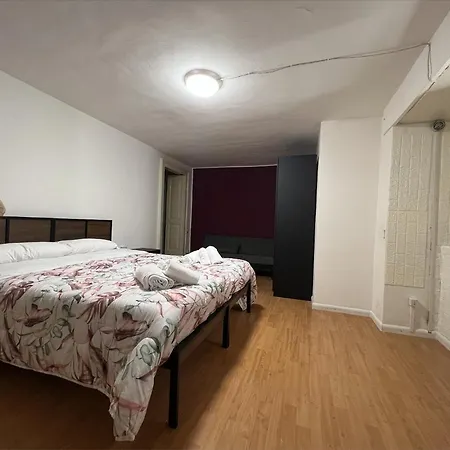 Bed & Breakfast Il Giardino E Gli Affreschi Catania
